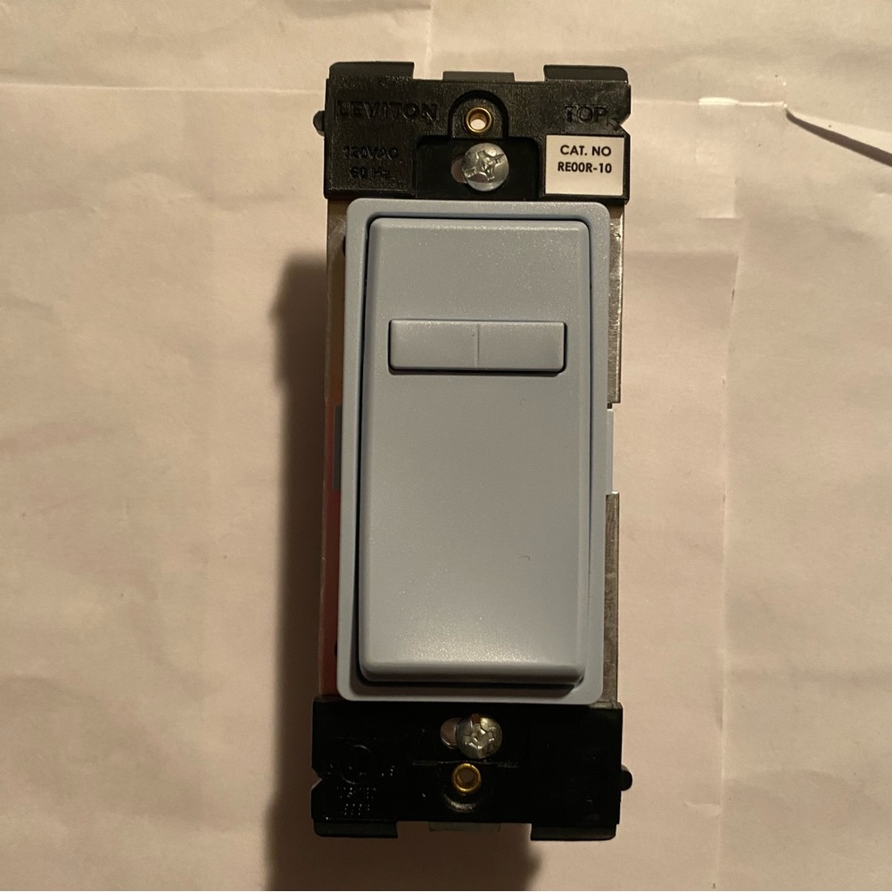 Leviton Dimmer Switch RE00R-10 for 3-Way Connection